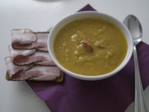 323 Рецепт Кельнський гороховий суп