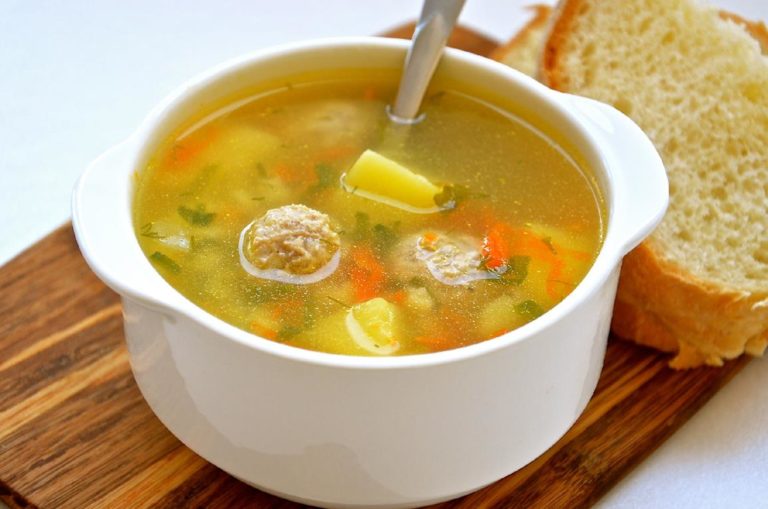 370 Рецепт Картопляний суп «Простий»
