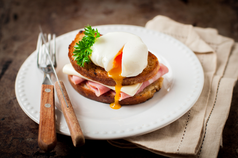 8258 Рецепт Сандвіч крок-мадам. Французький сніданок